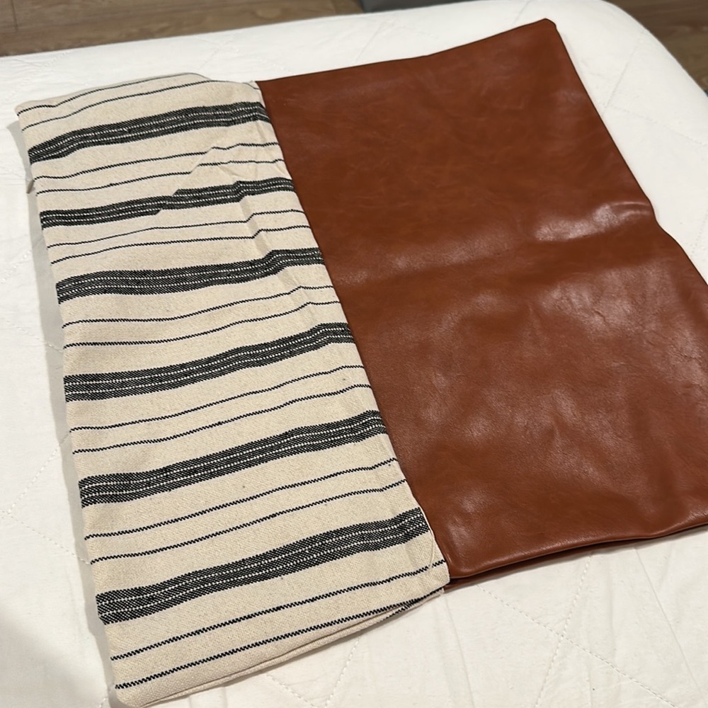 ✨ New Hirsch and Timber Pillow Case ✨